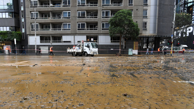 Mud on the road after the water drained away. 