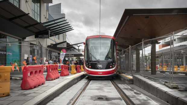 Readers were divided over whether the government should start constructing Stage 2 of the light rail.