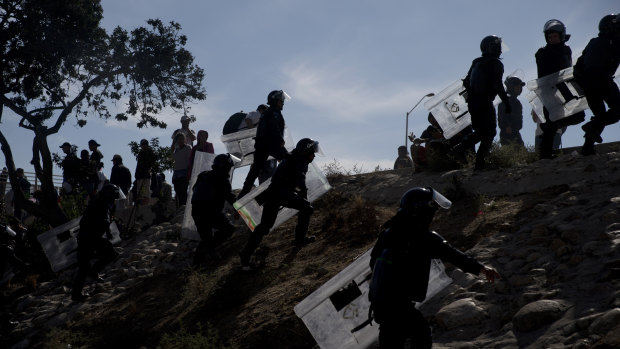 The mayor of Tijuana has declared a humanitarian crisis in his border city and says that he has asked the United Nations for aid to deal with the approximately 5000 Central American migrants who have arrived in the city. 
