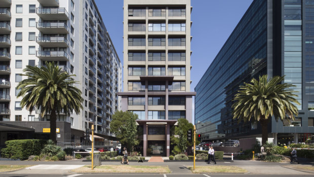 Strata offices at 608 St Kilda Road are selling well.