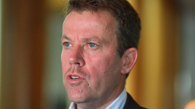 Education Minister Dan Tehan wants schools to reopen to students within weeks.