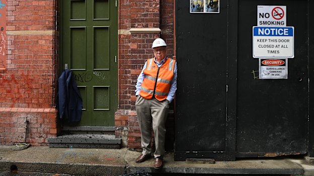 Former Building Commissioner David Chandler said the number of dodgy qualifications would easily be in the thousands.