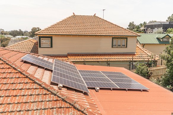 Solar and battery systems can slash energy bills for consumers.