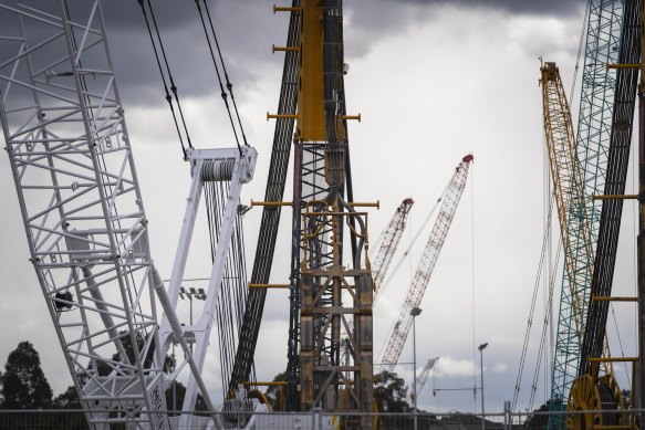 Labor MPs have been told not to make budget pitches for infrastructure projects.