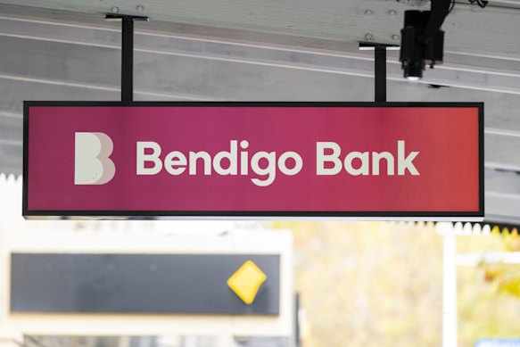 Bendigo Bank is embracing technology to cut costs. 