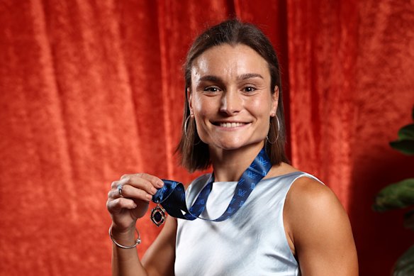North Melbourne’s Ash Riddell won the 2025 AFLW best and fairest award.