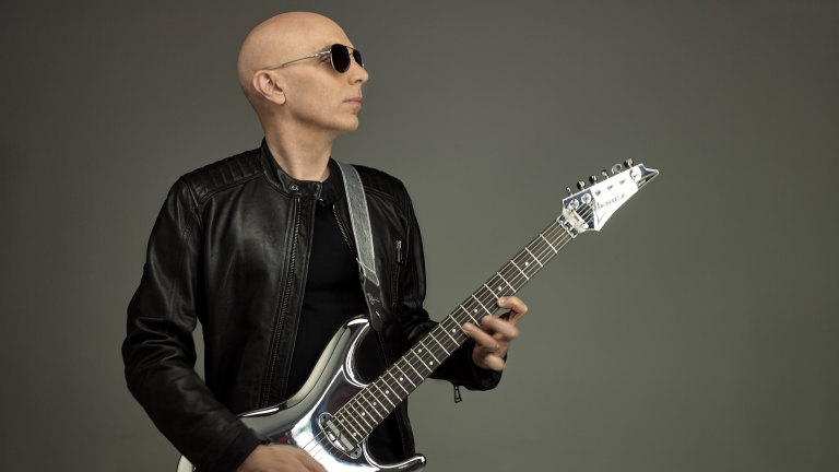 Joe satriani shop guitar