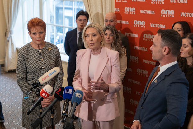 One Nation leader Pauline Hanson (left) unveils the party’s first group of candidates including Colleen Harkin (centre).