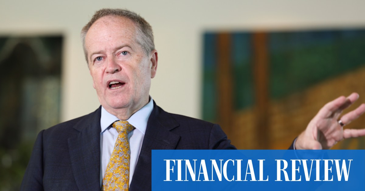 Shorten proposes 1pc levy of corporate profits to cut HECS bills
