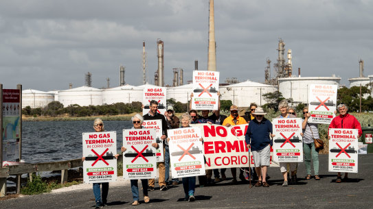 Geelong residents are concerned about a proposal to locate a gas import terminal at Viva Energy’s refinery. 