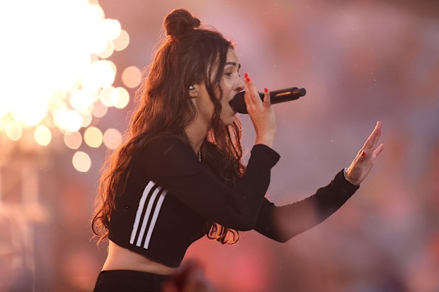 Amy Shark previously performed at the 2020 NRL Grand Final match.