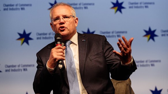 Prime Minister Scott Morrison has committed to faster payment times on federal government invoices and a national payment times register. 