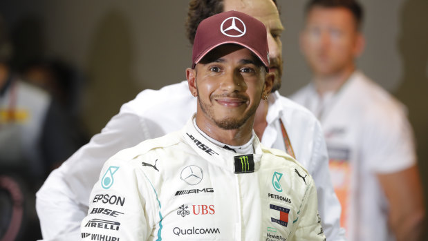 Mercedes driver Lewis Hamilton cruised to victory in the Singapore Formula One Grand Prix on Sunday.