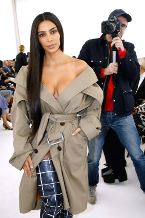 Kim Kardashian: the mood board says “tan”.
