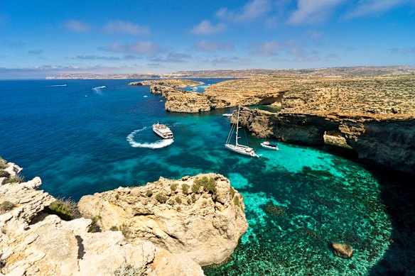 Captivating Comino Island lies in the Maltese archipelago between the islands of Malta and Gozo.