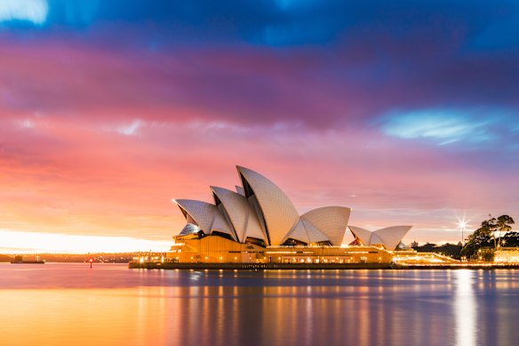 There’s daylight between the Sydney Opera House and other Australian buildings, an author asserts.