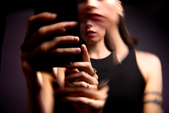 In the age of distraction can trainng our cognitive endurance help?