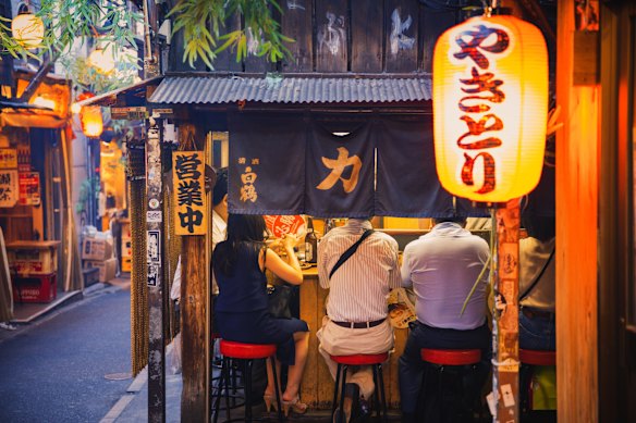 Many Japanese restaurants and bars are tiny.