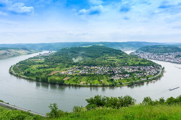 The bend, or bow, in the Rhine River near Boppard is an arresting sight when viewed from a  nearby lookout.