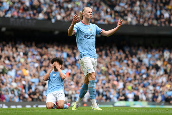 Erling Haaland let his teammate take a penalty that almost cost City.