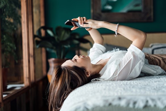 My generation has lost the ability to date in real life. Dating apps aren’t helping