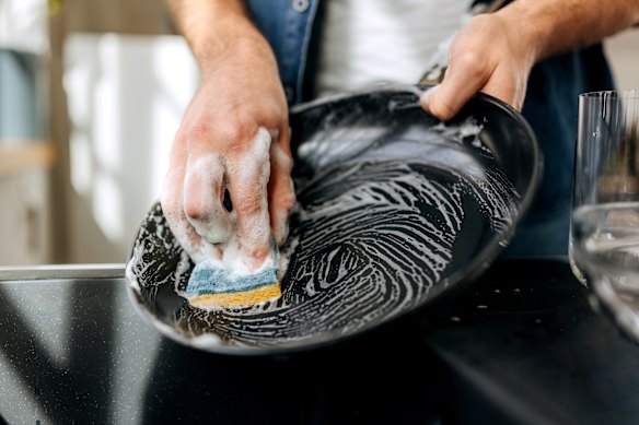 Your dish sponge is gross. Here’s what food safety experts use instead