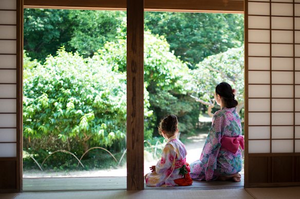 Wearing a yukata at a traditional ryokan is a cornerstone of the ryokan experience.