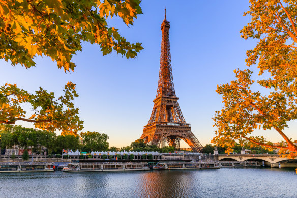 Autumn or spring are the times to visit France to avoid crowds.