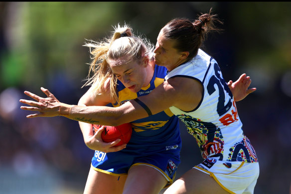 The Eagles and Crows are two of four AFLW teams impacts by WA’s lockdown.