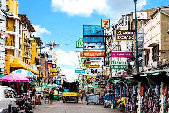 Backpacker Mecca Khao San Road.