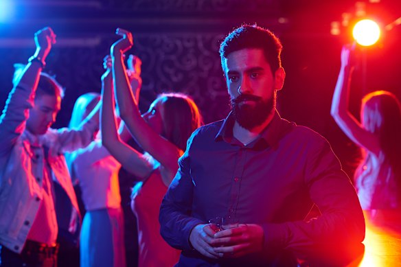 Making small talk with strangers doesn’t come naturally to many people, but you can learn to be better at it.