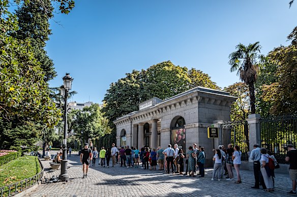 The entrance to Madrid’s Royal Botanical Gardens.