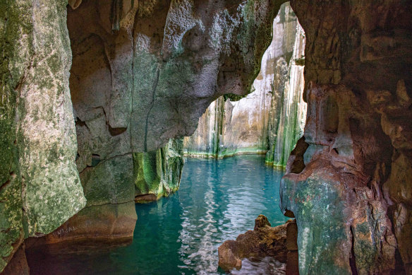 The Sawa-i-Lau caves.
