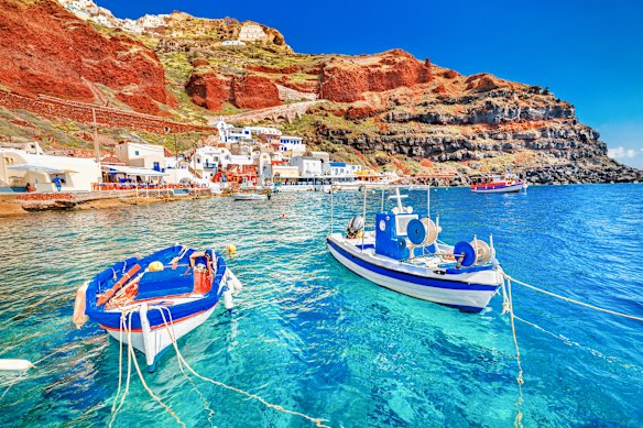 Boats in a quay at Oia.