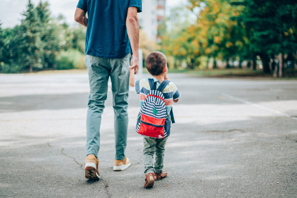 New fathers will be given incentives to shoulder more of the work in raising young children.