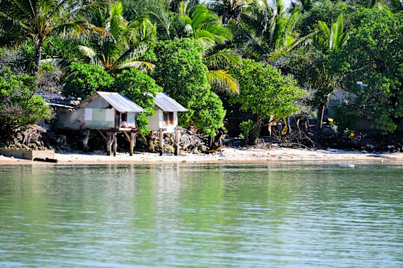 Buia are bush-style huts, fashioned from coconut wood and thatched pandanus-leaf roofs.