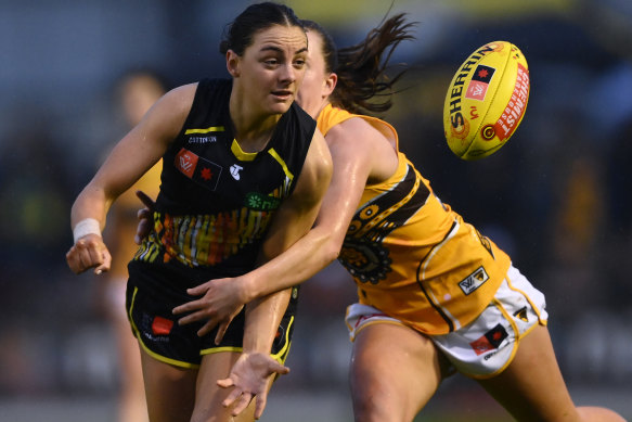 AFLW player Monique Conti is a graduate of Maribyrnong Secondary College.