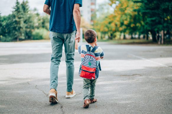 A study asked parents and children at Chancellor College Primary School and Secondary School on the Sunshine Coast about barriers to walking and riding to school.