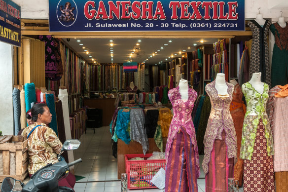 A textile shop in Denpasar’s Sulawesi Street.