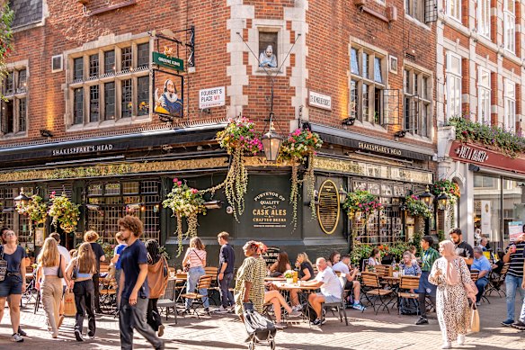 Feel free to share a table with strangers if there’s room (but behave yourself).