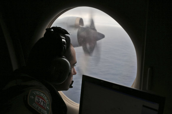 澳大利亚运输安全局对MH370的搜寻已近三年。