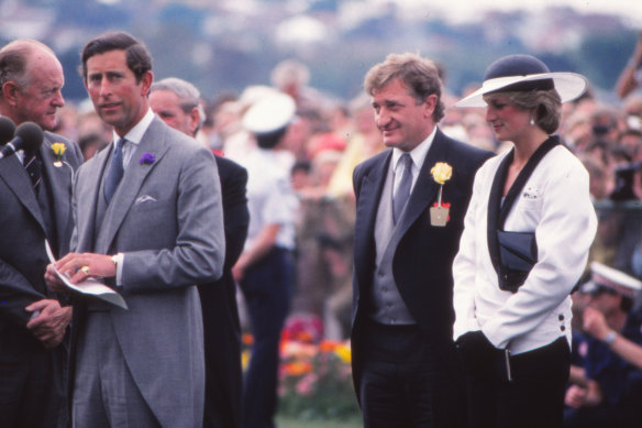 Elliott (centre) with Prince Charles and Princess Diana at the Melbourne Cup in 1985.
