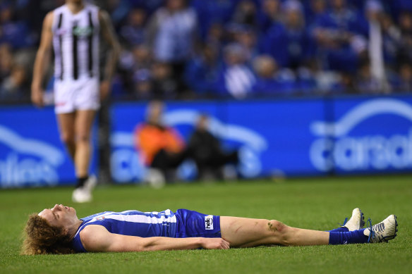 Ben Brown suffering a concussion during his North Melbourne days.