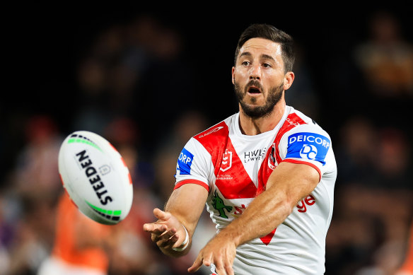 Ben Hunt never thought about giving up the St George Illawarra captaincy.