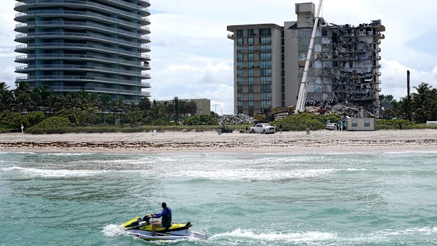 Report flagged ‘major’ damage before Florida condo collapse