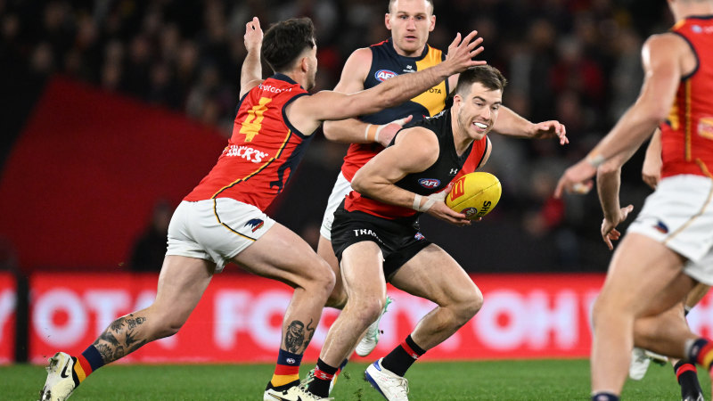 AFL round 19 LIVE updates: Crows, Bombers trade goals as Durhams continues to fire
