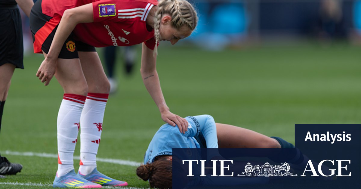 Mary Fowler may have hurt her knee … badly. That would be an utter disaster for the Matildas