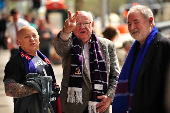 Angry Anderson, Father Bob Maguire and Twentyman on the steps of the Magistrates Court in 2009.
