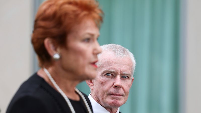Malcolm Roberts defends White Australia party in latest controversial podcast