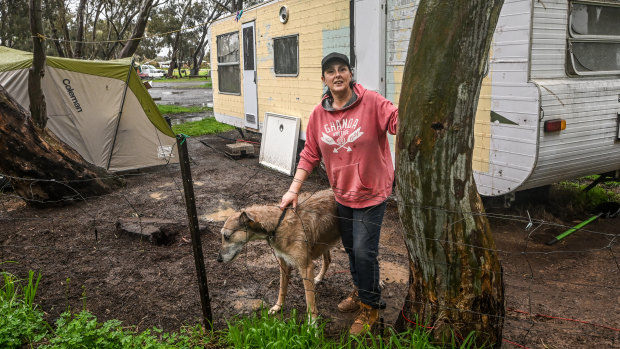 Leanne Gray has worked for 35 years. Now she can’t find a rental and lives in an unheated ‘tin can’